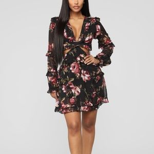 Flower You Anywhere Floral Mini Dress - Black (M)